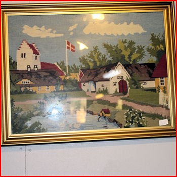Broderet landsby m/ gadekær