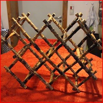 Vinreol fra et loppemarked